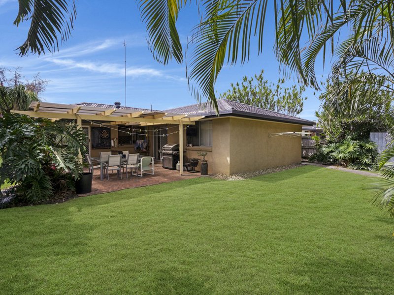 Photo - 8 Burdock Street, Elanora QLD 4221 - Image 7