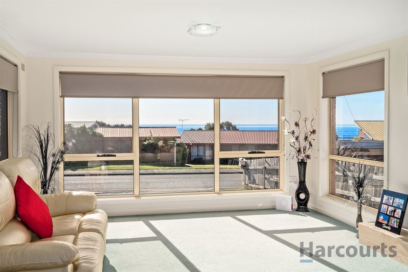 Photo - 8 Burnett Crescent, West Ulverstone TAS 7315 - Image 6