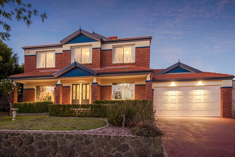 8 Burniston Avenue, Craigieburn VIC 3064