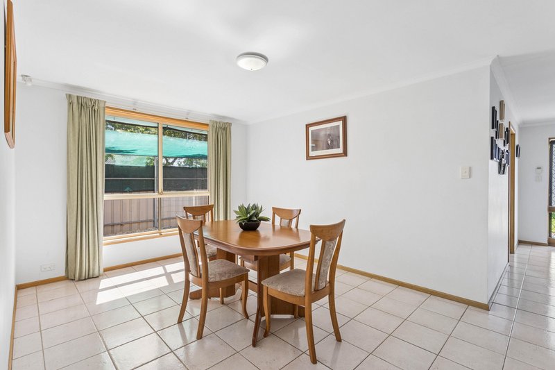 Photo - 8 Burns Avenue, Pooraka SA 5095 - Image 4