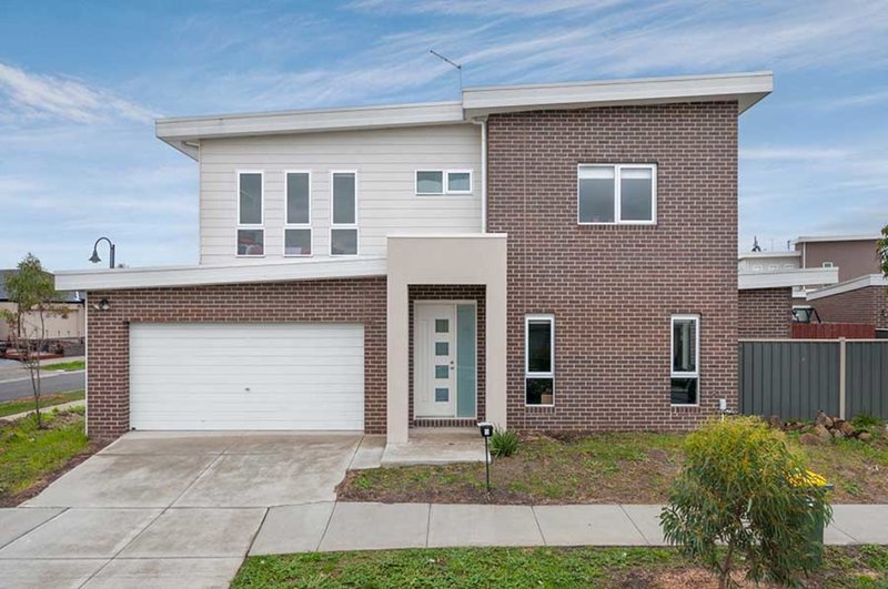 8 Burrora Way, Craigieburn VIC 3064