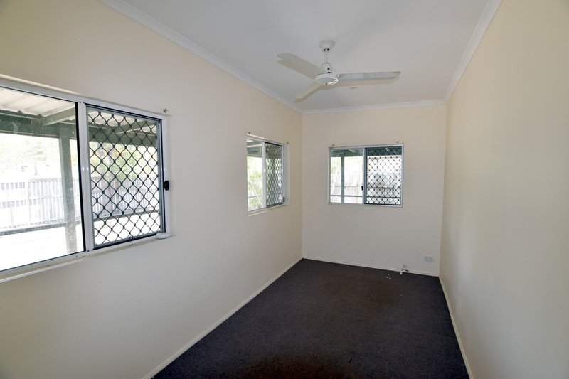 Photo - 8 Butler Street, Yarwun QLD 4694 - Image 11