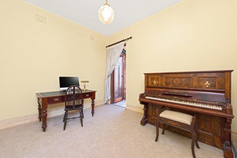 Photo - 8 Byrnes Avenue, Neutral Bay NSW 2089 - Image 7