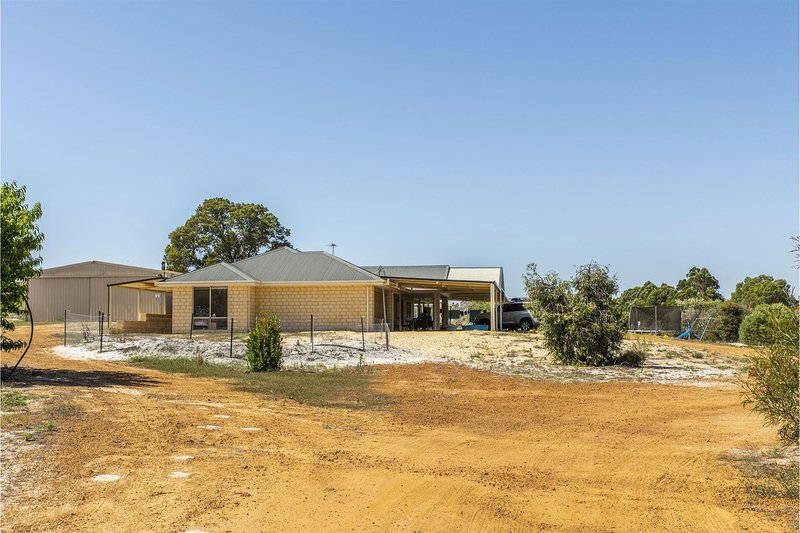 8 Cairn Crescent, Gingin WA 6503