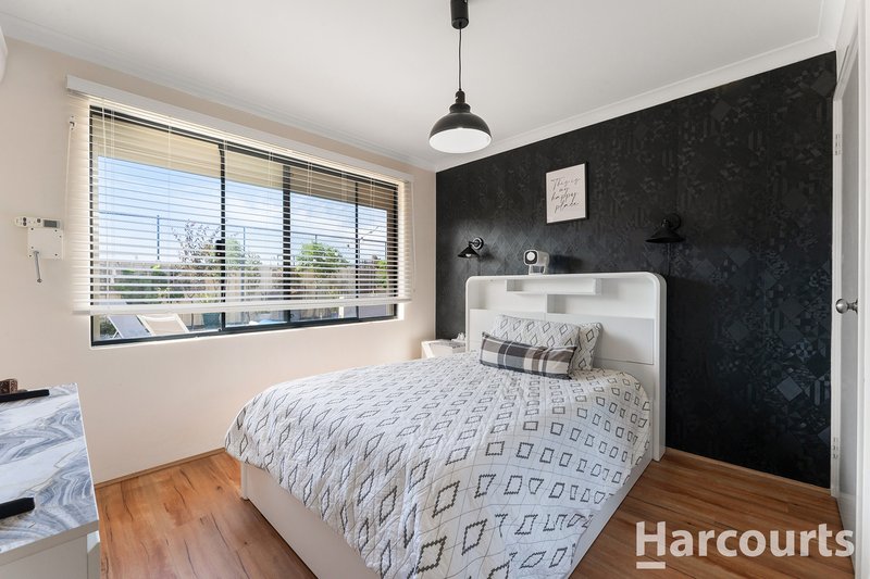 Photo - 8 Calder Nook, Lakelands WA 6180 - Image 12