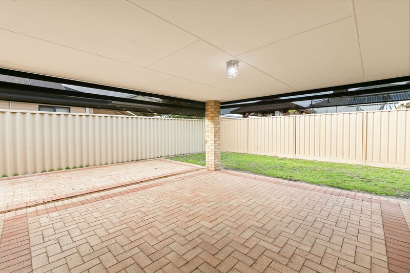 Photo - 8 Calgary Street, Southern River WA 6110 - Image 22