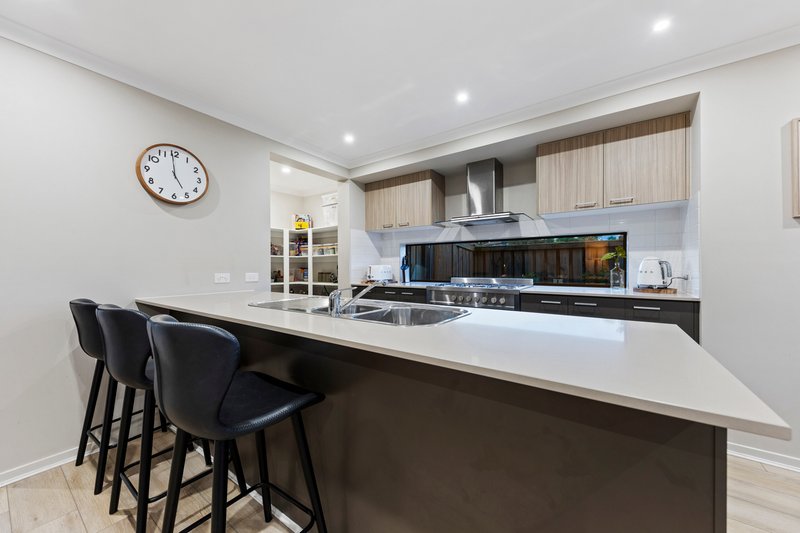 Photo - 8 Callistemon Street, Officer VIC 3809 - Image 4