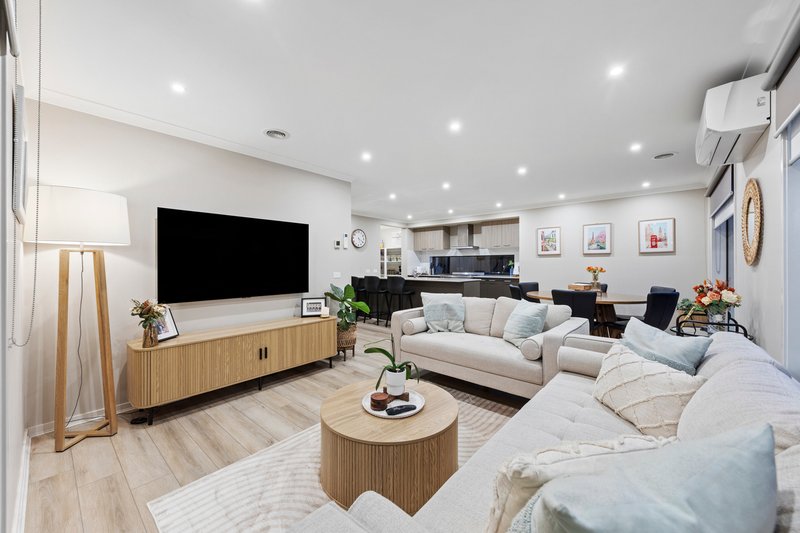Photo - 8 Callistemon Street, Officer VIC 3809 - Image 7