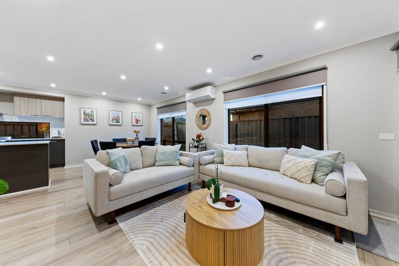Photo - 8 Callistemon Street, Officer VIC 3809 - Image 10
