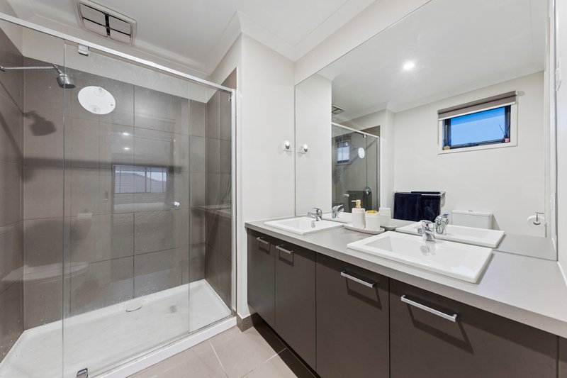 Photo - 8 Callistemon Street, Officer VIC 3809 - Image 18