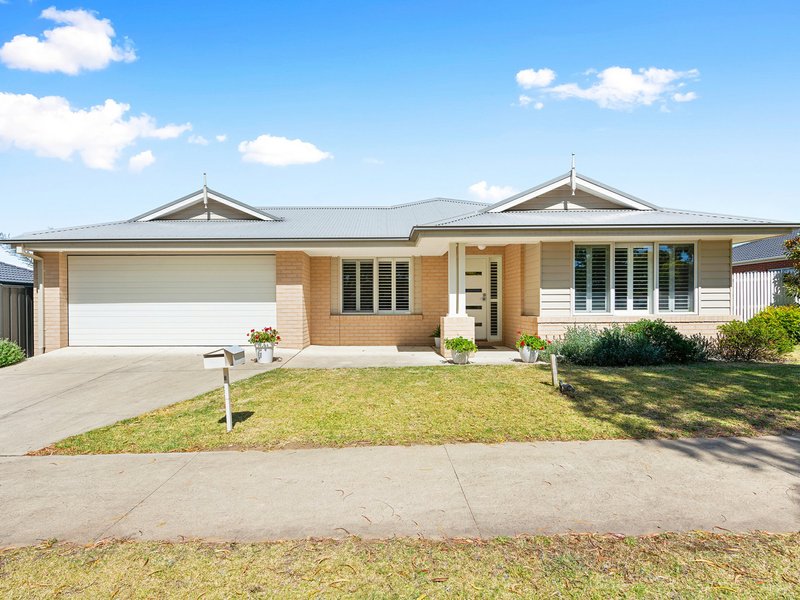 8 Calvert Street, Bairnsdale VIC 3875