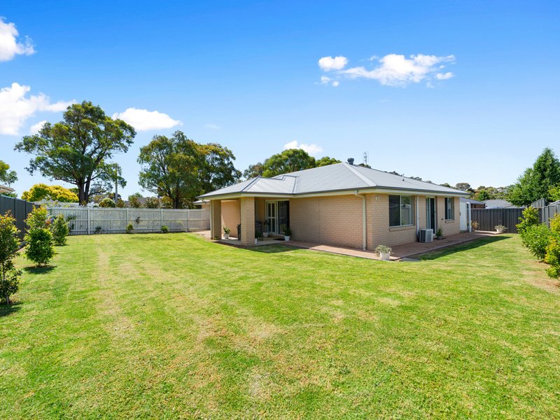 Photo - 8 Calvert Street, Bairnsdale VIC 3875 - Image 17