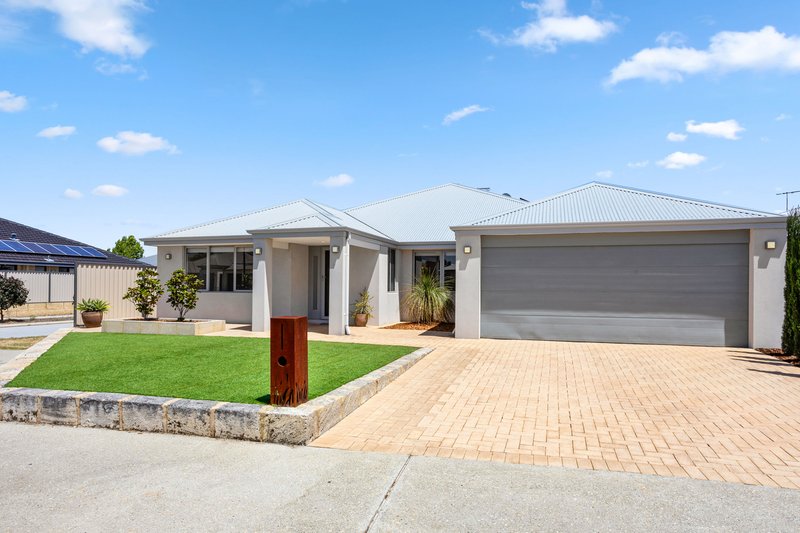 8 Camden Boulevard, Aubin Grove WA 6164