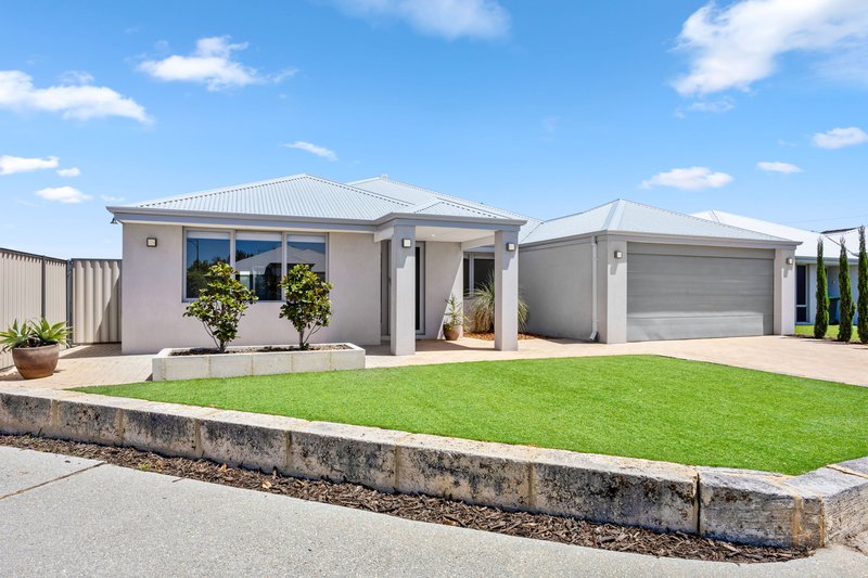 Photo - 8 Camden Boulevard, Aubin Grove WA 6164 - Image 21