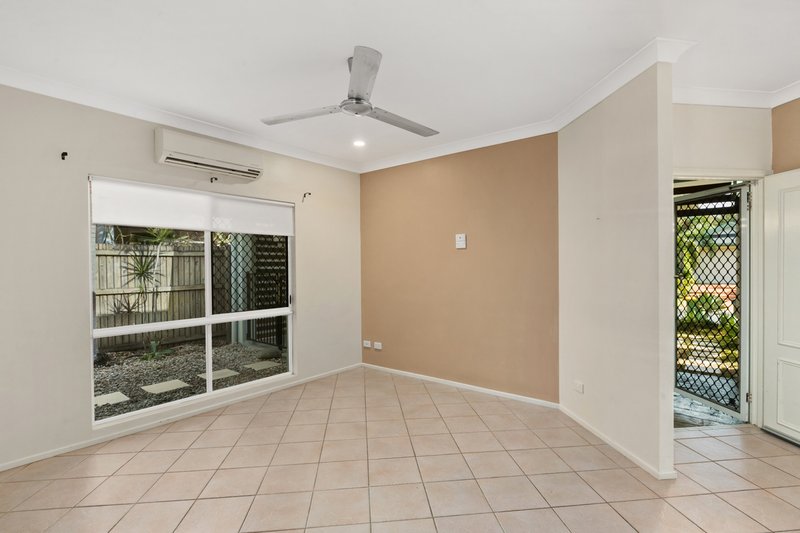 Photo - 8 Capri Close, Kewarra Beach QLD 4879 - Image 4