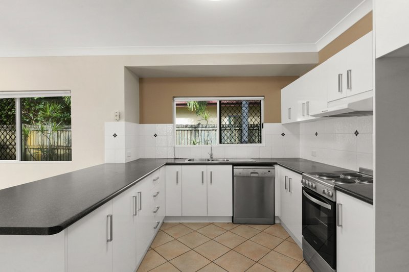 Photo - 8 Capri Close, Kewarra Beach QLD 4879 - Image 5