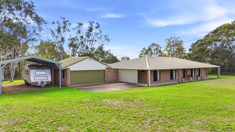 Photo - 8 Caramana Drive, Waterview Heights NSW 2460 - Image 2