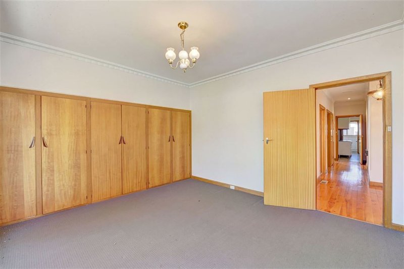 Photo - 8 Cardigan Avenue, Alfredton VIC 3350 - Image 9