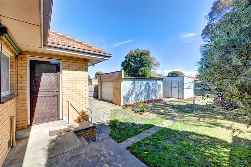 Photo - 8 Cardigan Avenue, Alfredton VIC 3350 - Image 13