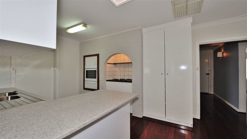 Photo - 8 Carina Close, Rockingham WA 6168 - Image 6