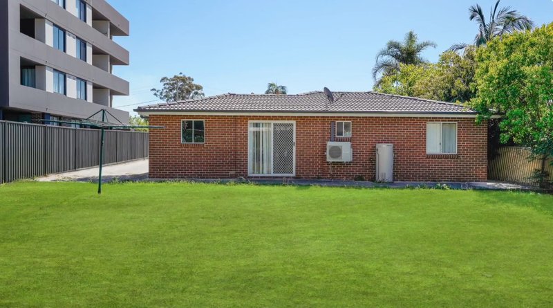 Photo - 8 Carinya Street, Blacktown NSW 2148 - Image 8