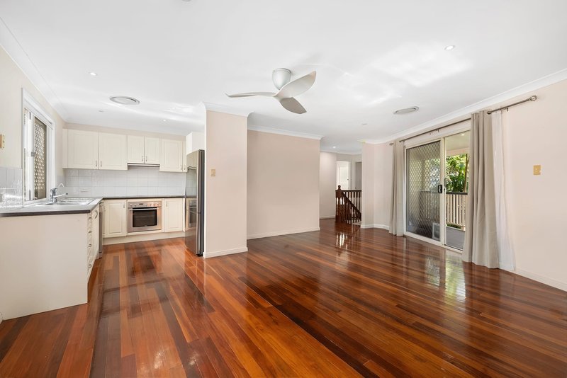 Photo - 8 Carmel Street, Bardon QLD 4065 - Image 2