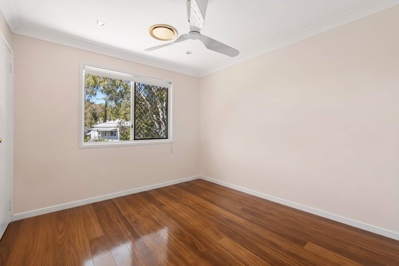 Photo - 8 Carmel Street, Bardon QLD 4065 - Image 6
