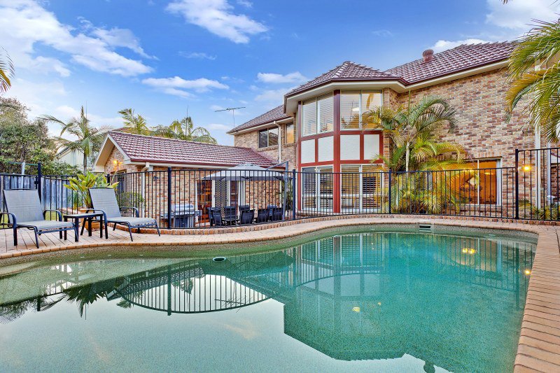 Photo - 8 Carnarvon Drive, Frenchs Forest NSW 2086 - Image 2
