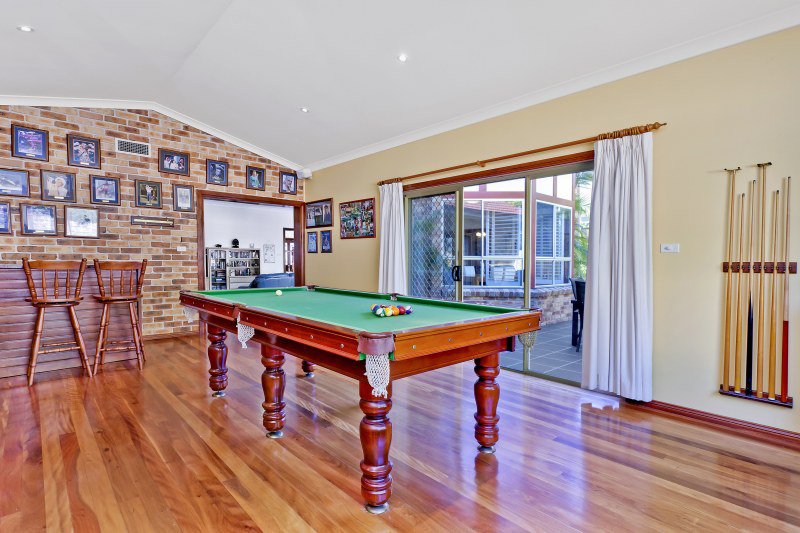 Photo - 8 Carnarvon Drive, Frenchs Forest NSW 2086 - Image 5