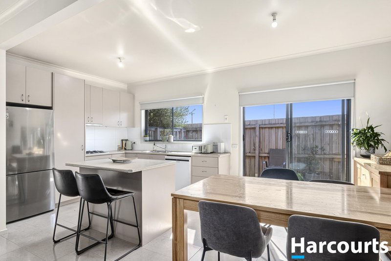 Photo - 8 Carolanne Drive, Drysdale VIC 3222 - Image 6
