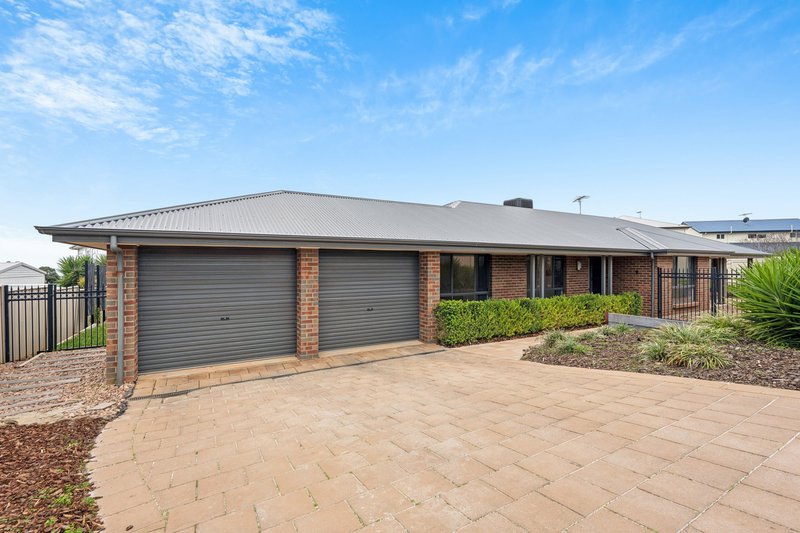 8 Caronia Cove, Sellicks Beach SA 5174