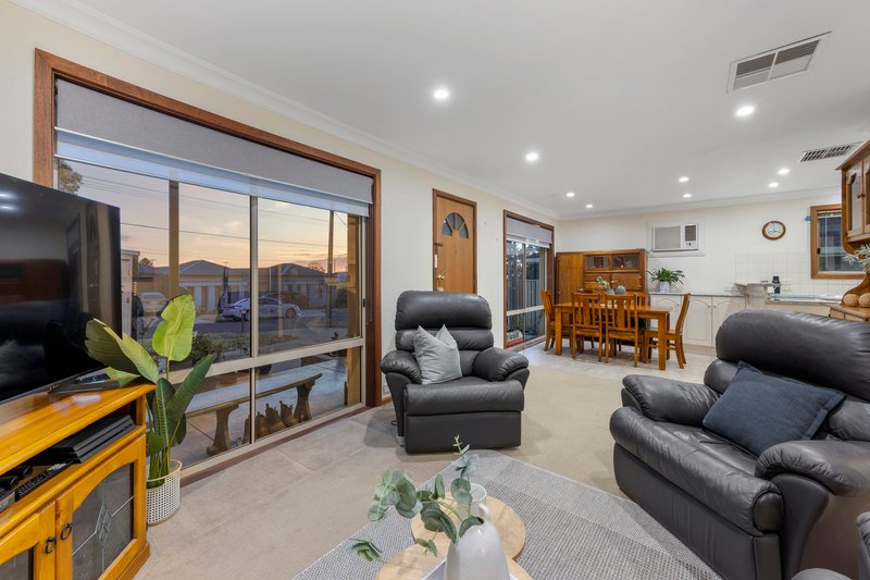 Photo - 8 Carribean Terrace, Modbury Heights SA 5092 - Image 18