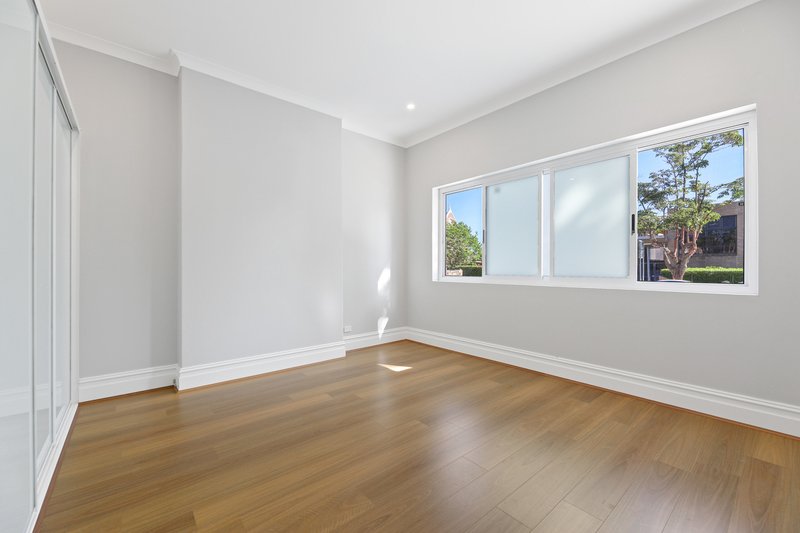 Photo - 8 Carrington Avenue, Strathfield NSW 2135 - Image 4