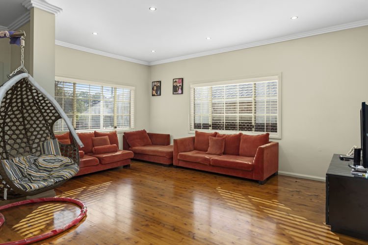 Photo - 8 Carrington Street, Parramatta NSW 2150 - Image 6