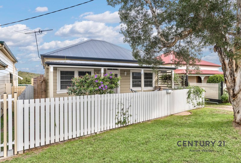 8 Carrington Street, West Wallsend NSW 2286