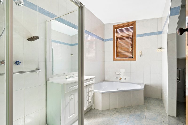 Photo - 8 Cash Street, Coburg VIC 3058 - Image 6