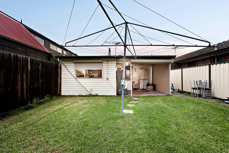 Photo - 8 Cash Street, Coburg VIC 3058 - Image 8