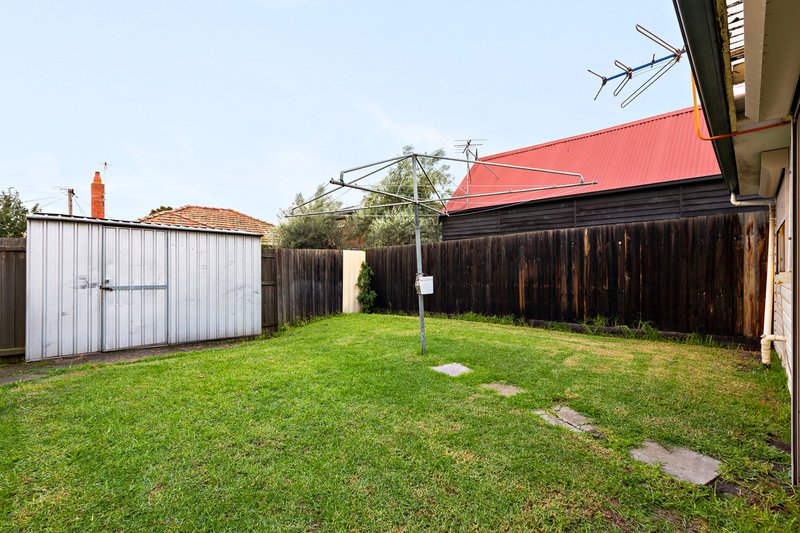 Photo - 8 Cash Street, Coburg VIC 3058 - Image 10