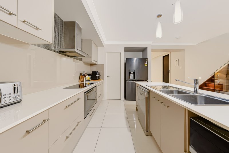Photo - 8 Caspian Parade, Warner QLD 4500 - Image 5