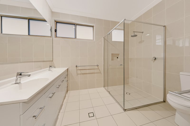 Photo - 8 Caspian Parade, Warner QLD 4500 - Image 14