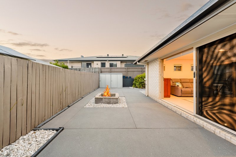 Photo - 8 Caspian Parade, Warner QLD 4500 - Image 25