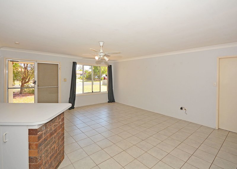 Photo - 8 Cassia Street, Burrum Heads QLD 4659 - Image 17