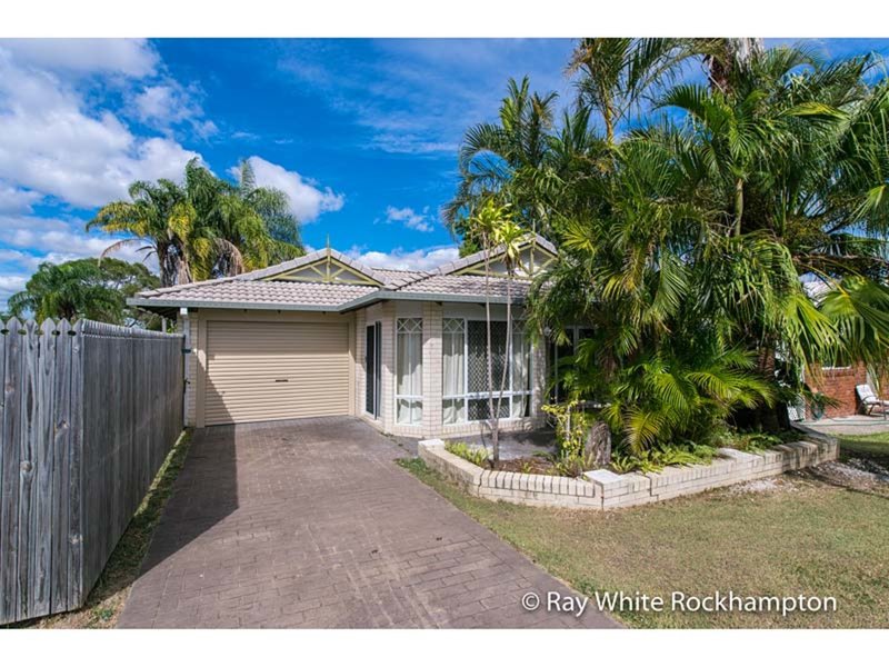 8 Cassia Street, Norman Gardens QLD 4701