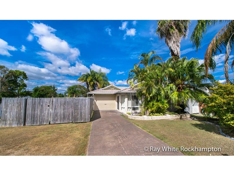 Photo - 8 Cassia Street, Norman Gardens QLD 4701 - Image 10