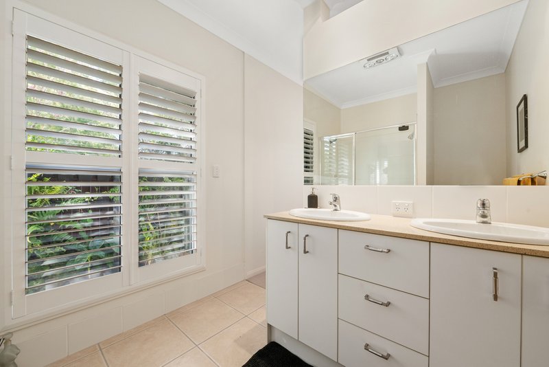 Photo - 8 Castaway Court, Kawana Island QLD 4575 - Image 10