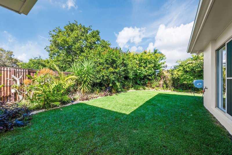 Photo - 8 Castaway Court, Kawana Island QLD 4575 - Image 15