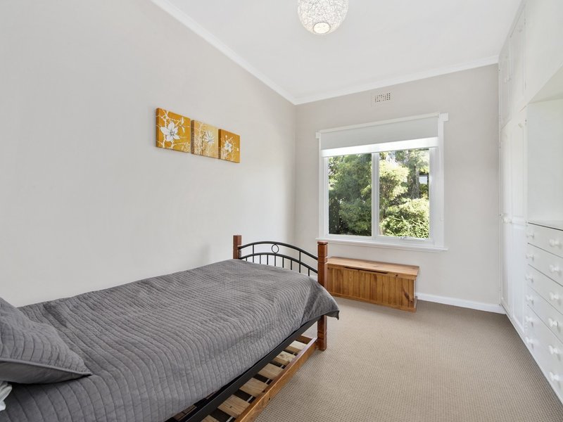 Photo - 8 Casuarina Crescent, Berriedale TAS 7011 - Image 12