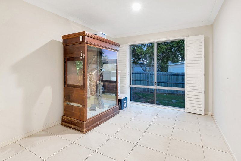 Photo - 8 Casuarina Way, Helensvale QLD 4212 - Image 10