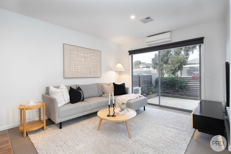 Photo - 8 Catalina Court, Ballarat East VIC 3350 - Image 5