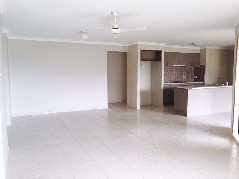 Photo - 8 Catani Court, Warner QLD 4500 - Image 5